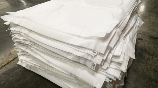 Soluzione sostenibile per il riciclaggio di rifiuti EPE in industria domestica con la macchina EPE